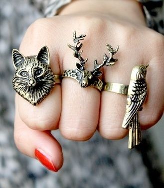 rings for my hands , hipster style Adventurous Women, Moda Chic, Animal Rings, Put A Ring On It, Hipster Fashion, Animal Jewelry, Animal Theme, Floral Rings, We Heart It