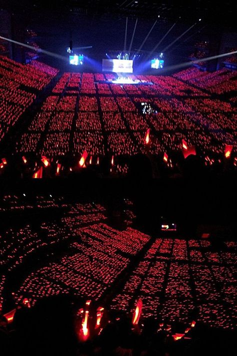 Concert Crowd, Concert Stage Design, Red Ocean, Idol Life, Anime Ninja, Concert Aesthetic, Dream Concert, Concert Stage, Dream Music