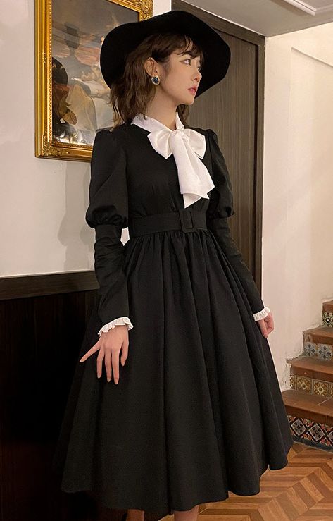 Classical Dress, Sell Dresses, Op Dress, Organza Skirt, Old Fashion Dresses, Uniform Dress, Fashion Design Clothes, Classic Dress, Lolita Dress