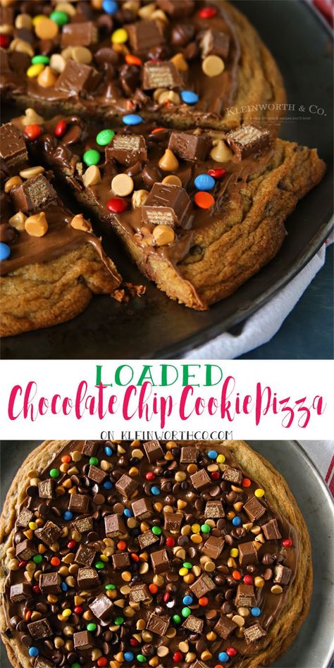 Chocolate Chip Cookie Pizza, Candy Pizza, Dessert Pizza Recipes, Pizza Dessert, Chocolate Chip Cookie Pie, Sweet Pizza, Chocolate Pizza, Cookie Pizza, Cookie Cake Recipe