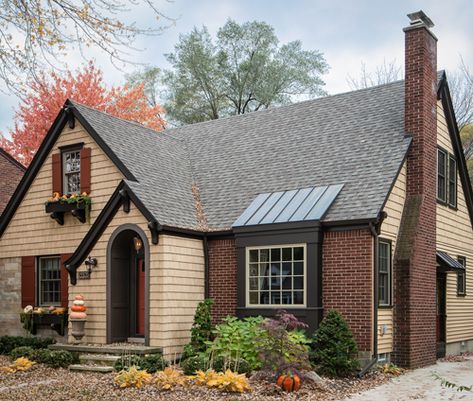 Post-War Bungalow Exterior Facelift Renovation White Painted Brick, Brick Images, Brick Siding, Bungalow Exterior, Siding Colors, Cottage Exterior, Exterior Renovation, Red Brick House, Cottage Style Homes