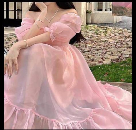 Prom Dresses Cottagecore, Pink Aesthetic Dress, Pink Cottagecore Dress, Pink Fairy Dress, Prom Dress Y2k, Vintage Princess Dress, Princess Dress Pink, Vintage Palace, Pink Princess Dress