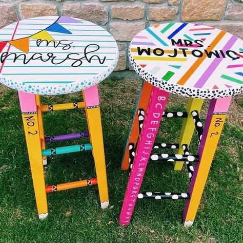 Classroom Stools Painted, Diy Teacher Stool, Classroom Chair Ideas, Classroom Teacher Chair, Diy Teacher Decor, Elementary Classroom Themes Colorful, Teacher Stools Painted Diy, Teacher Shower Ideas, Teacher Chairs For Classroom