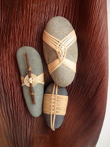 Cane wrapped rocks, Japanese basketry knots | Flickr - Photo Sharing! Wrapped Rocks, Japanese Sewing, Stone Wrapping, Stone Crafts, Japanese Crafts, Nature Crafts, Rock Crafts, Aboriginal Art, Stone Rocks