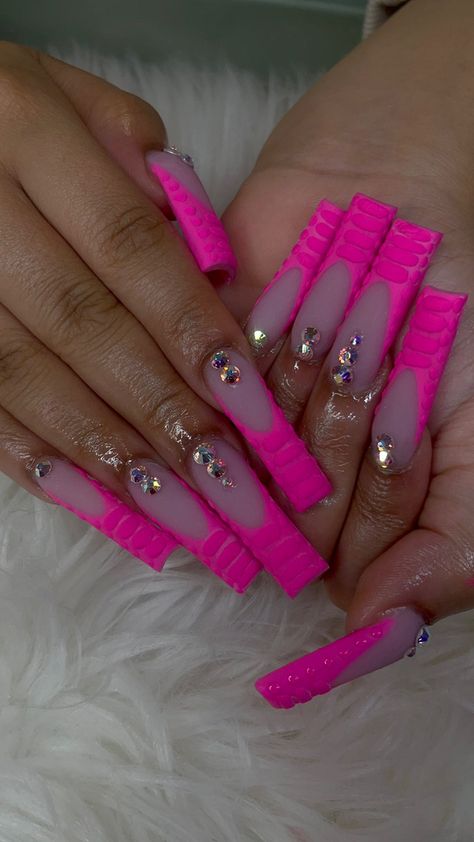 Drip Nails, Diamond Nails, Toe Nail Designs, Luxury Nails, Fire Nails, Pretty Acrylic Nails, Long Acrylic Nails, Toe Nails, Long Nails