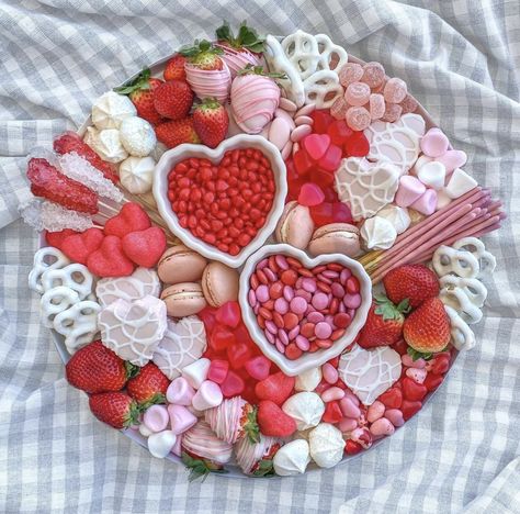 Galentines Charcuterie Dessert Board, Galentines Savoury Snacks, Pink Dessert Charcuterie Board, Valentine’s Day Themed Charcuterie Board, Charcuterie Boards For Valentines Day, Dessert Board Valentines, Galantines Bring A Board, Galentines Party Decor Cheap, Valentines Fondue Board