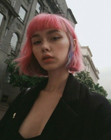 Short pink hair with blunt fringe Cute Pink Hair, Short Pink Hair, Short Hair Fringe, Split Dyed Hair, Pastel Pink Hair, Short Hair Color, Colorful Hair, Profile On Instagram, Mullet Hairstyle