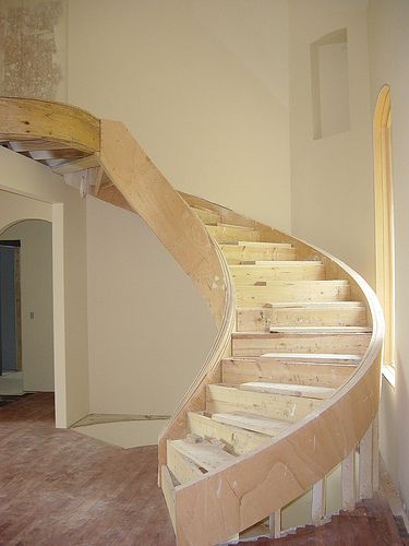 Free-Standing Spiral Stairs Spiral Stairs Design, Cantilever Stairs, Luxury Staircase, Circular Stairs, Staircase Designs, Traditional Staircase, Building Stairs, New Staircase, Stairs Architecture