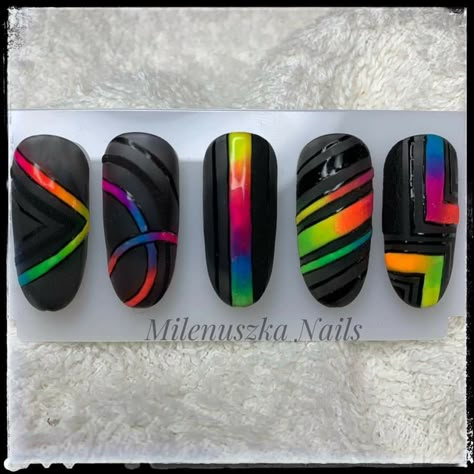 Neon Nails Short Acrylic, Black Neon Nail Designs, Rock Nails Designs, Crazy Nail Art Unique, Nail Ideas For Winter Simple, Halloween Inspired Nails, Nail Ideas For Winter, Nail Ideas Spring, Beach Nails Art