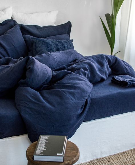 "Take a deep breath of midnight air and rest in comfort with this wonderful midnight blue linen duvet cover. It features natural linen fabric that is especially soft for the skin, highly absorbent, fully breathable that will ensure good night sleep, all year round. Fully breathable, anti-allergic, ultradurable and 100% natural. Handcrafted with care in Lithuania from premium local linen. This midnight blue duvet cover matches perfectly in color with our midnight blue pillowcases, bed sheets, waffle blanket, coverlet selection. Create a bundle to match your own taste and make your bedroom special! DETAILS ✓ Midnight blue color ✓ Custom design ✓ Wooden buttons ✓ Insert's corner ties ✓ Made from 100% natural linen ✓ Stonewashed, naturally softened ✓ Professionally handcrafted in Lithuania SIZ Deep Blue Bed Sheets, Navy Blue Bed Set, Dark Blue Duvet Cover, Navy Bedding Aesthetic, Green Blue Bedding, Navy Bed Sheets, Blue Bedsheet Aesthetic, Navy Blue Apartment Aesthetic, Dark Blue Bed Sheets