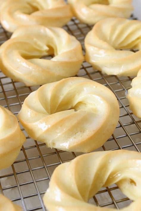 Baked Honey Crullers Magic Custard Cake, Custard Cake, Baked Donuts, Donut Recipes, Proper Nutrition, Healthy Nutrition, Nutrition Recipes, The Oven, Health And Nutrition