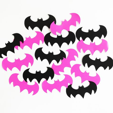 Batman Backdrop, Batgirl Party, Pink Batman, Batman Girl, Shower Games Bridal, Games Photo, Batman Batman, Batman Stuff, Batman Party