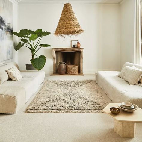 Beige Carpet Living Room, Patterned Furniture, Classy Living Room, Narrow Living Room, Textured Carpet, Sala Grande, Beige Carpet, Wall Carpet, Room Carpet