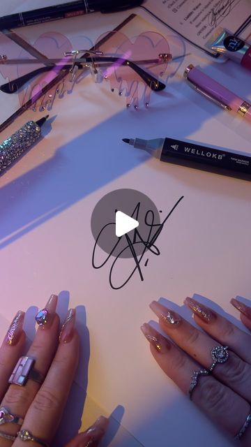 The Official Signature Designer 🥇 on Instagram: "I can transform your Signature ✨🖌️ LINK IN BIO to order your Professional Signatures  Comment the next letter or your name to be next! 🫶🏻  •Our professional signatures are handwritten & designed exclusively for you, what are you waiting for? 🔥 Upgrade your signature today!  #SignatureArtist #signaturesideas #logo #autograph #assinatura #signature #monogram #usa #law #calligraphy #signaturetattoo #calligraphymaster" K Signature, Professional Signature, Name Signature, Nature Artists, Signature Ideas, Signature Logo, Signature Style, Handwriting, Your Name