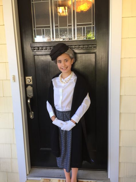 Eleanor Roosevelt Eleanor Roosevelt Costume, Ellie Costume, Wax Museum Project, Pioneer Clothing, Mean Girls Musical, Eleanor Roosevelt Quotes, Dress Up Days, Anna Birthday, Cc Cycle 3