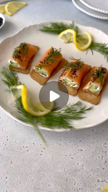 Food on Instagram: "Smoked Salmon Rollups 🤤

Ingredients: 

Smoked salmon slices
Cream cheese
Dill
Lemon zest + lemon juice
Salt and pepper
Cucumber
Avocado
Black sesame seeds
Crackers

Enjoy! 😊" Seeds Crackers, Afternoon Tea Recipes, Cucumber Avocado, Black Sesame Seeds, Black Sesame, Hors D'oeuvres, Roll Ups, Smoked Salmon, Lemon Zest