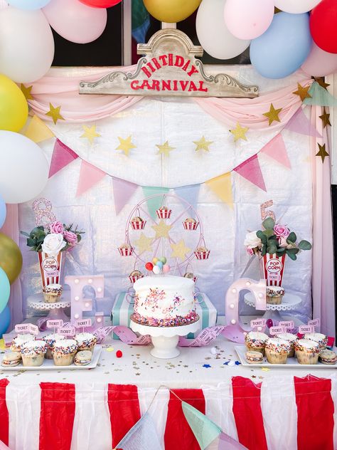 Joint birthday party Shared Birthday Party Ideas, Boy And Girl Birthday Party Themes, 1 Year Birthday Party Ideas, Birthday Toddler Girl, Party Cake Table, Irish Twins, Girls Birthday Party Themes, Twins Birthday, Party Themes For Boys