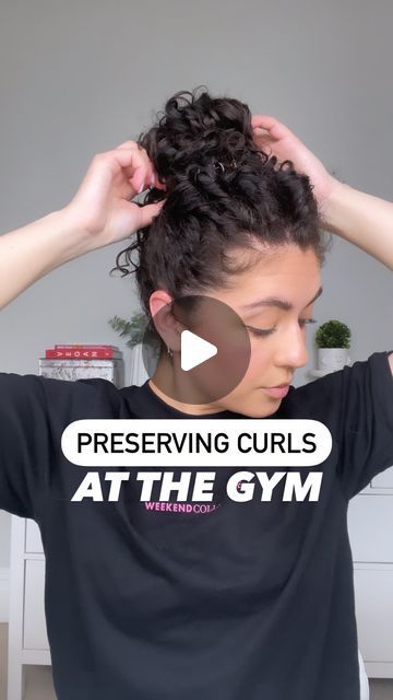 Long Curly Hair To Short, Gym Curly Hairstyles, Curly Hair Workout Hairstyles, Ways To Style Short Curly Hair, Curly Hair Gym Hairstyles, Athletic Hairstyles For Curly Hair, Gym Hairstyles For Curly Hair, Midi Hair, Off My Face