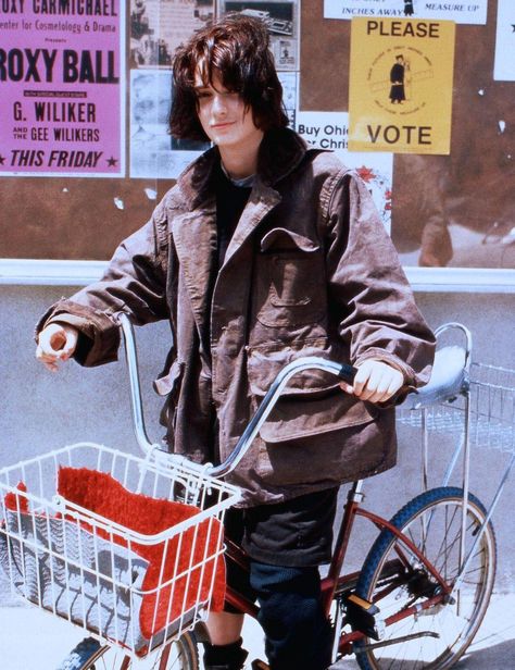 Dinky Bossetti, I want that bike and I'll go collect it! Winona Ryder, Roxy, A Man, Bike