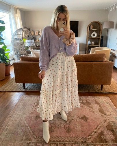 Trendy Work Appropriate Outfits, End Of Summer Church Outfit, Skirts Long Outfits, Modest Dresses Winter, Cozy Church Outfit, Cottage Core Teacher Outfits, Feminine Modest Style, Fall Cottage Core Outfits, Modest Fashion Outfits College