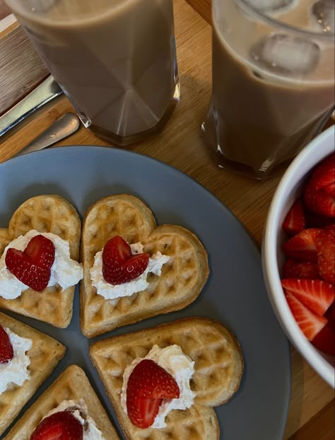 Heart Shaped Waffles Aesthetic, Waffles With Whipped Cream, Heart Waffles Aesthetic, Heart Shaped Waffles, Heart Waffles, Coffee Whipped Cream, Strawberry Waffles, Breakfast In Bed, Pretty Food