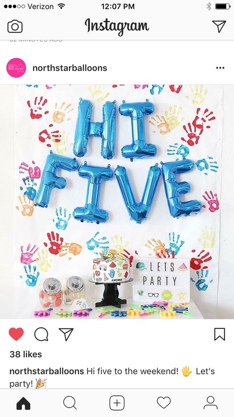 Hi Five Birthday, 5th Birthday Boys, Twin Birthday Parties, Hi Five, Girls Birthday Party Themes, 5th Birthday Party Ideas, Birthday Themes For Boys, Twin Birthday, Birthday Planning