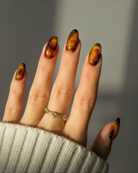 Dark Yellow Nails Design, Fall Jelly Nails, Fall Nail Art Ideas, At Home Nails, Nail Designs Tutorial, Fall Nail Trends, Fall Nail Art Designs, Clear Gel, Minimal Nails