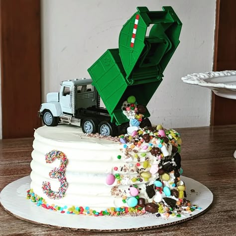 Flour City Confections on Instagram: “My nephew wanted a garbage truck cake for his birthday so Rosie delivered. He's been asking about it since he woke up this morning - just…” Trash Truck Netflix Cookies, Garbage Man Birthday Party, Garbage Truck Cake Topper, Garbage Truck Birthday Party Cake, Garbage Truck 3rd Birthday Party, Bin Truck Cake, Trash Truck Party Food, Garbage Truck Birthday Party Ideas, Truck Birthday Cakes For Boys