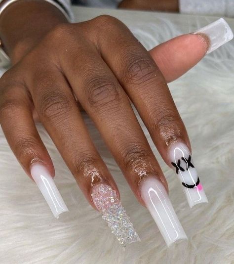 White Smiley Nails, Baddie Aesthetic Nails, Short Short Acrylic Nails, Nails Coffin Short, Long Acrylic Nail Designs, Hard Nails, Drip Nails, Aesthetic Nails, Colored Acrylic Nails