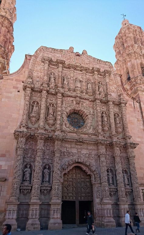 Catedral de Zacatecas México Jerez Zacatecas Mexico, Identity Collage, Antonio Aguilar, Mexico Wallpaper, Mexican Hacienda, Types Of Architecture, American Architecture, Colonial Architecture, Cathedral Church