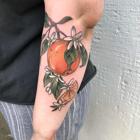 Orange branch tattoo - citrus fruit tattoo Orange Branch Tattoo, Fruit Tattoo Ideas, Tattoo Branch, Damask Tattoo, Tattoo Food, Orange Tattoo, Orange Branch, Fruit Tattoo, Food Tattoos