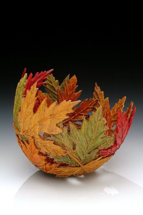 Leaf Art Diy, Leaf Projects, Diy Confetti, Fall Arts And Crafts, Mesh Wreath Diy, Amazing Food Art, Organic Art, Vase Crafts, Gourds Crafts