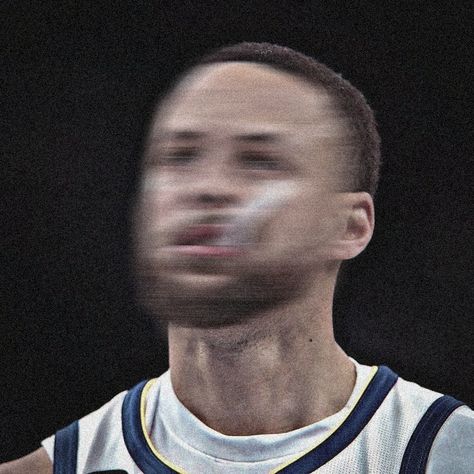 the goat of warriors pfp Stephen Curry Pfp, Steph Curry Pfp, Steph Curry Aesthetic, Nonchalant Pfp, Stephen Curry Night Night, Nba Pfp, Boxer Aesthetic, Best Nba Players, Wardell Stephen Curry