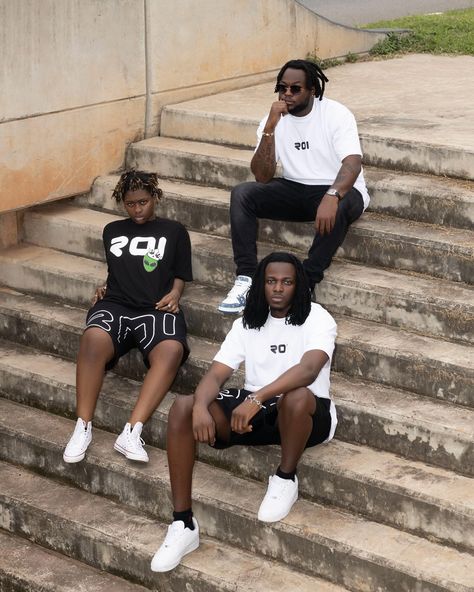 @theroishop is here!! 👕✨ . My assistant: @_tahley Models @shelovesgleeboy @90641.5608 Photographer: @99pictures_new Stylist: @styledbyakan Tshirt Brand Photoshoot Ideas, Tshirt Picture Ideas, Streetwear Content Ideas, Graphic Tee Photoshoot, Merchandise Photoshoot Ideas, Streetwear Product Photography, Photoshoot Ideas Clothing Brand, Brandshoot Ideas, Clothing Brand Photoshoot Ideas Studio