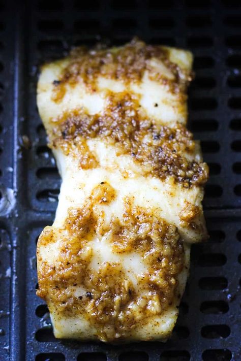 air fryer haddock with garlic Air Fryer Haddock, Cajun Garlic Butter Sauce, Haddock Recipes, Air Fryer Fish, Easy Seafood, Apple Chips, Popcorn Chicken, Garlic Butter Sauce, Easy Air Fryer