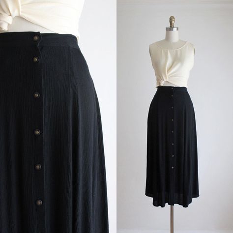 Button Front Midi Skirt, Buttoned Skirt, Expensive Dresses, Dress Out, Silk Tank, Modest Outfits, Skirt Outfits, Fashion Sense, Silk Dress