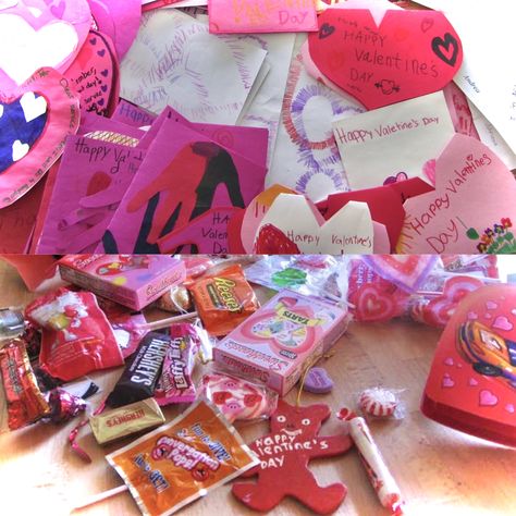 Valentines Day Nostalgia, Nostalgic Valentines Day, Valentines Nostalgia, 2000s Love Aesthetic, 2000s Valentines, Elementary School Nostalgia, Violet Core, 2000s Love, Elementary Valentines