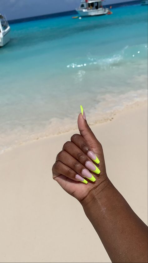 Neon Yellow French Tip Nails, Neon French Tip Nails, Neon French Tips, Jazzy Nails, Colored French Tips, Neon Yellow Nails, American Nails, Black French Tips, Acrylic Toe Nails