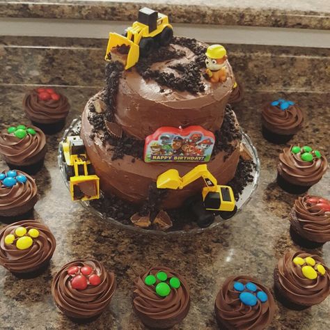 Paw patrol construction rubble cake Baby Boy Cake Ideas, Rubble Paw Patrol Cake, Boy Cake Ideas, Paw Patrol Birthday Cake, 4th Birthday Cakes, Boy Cake, Torte Cupcake, Paw Patrol Cake, Paw Patrol Birthday Party