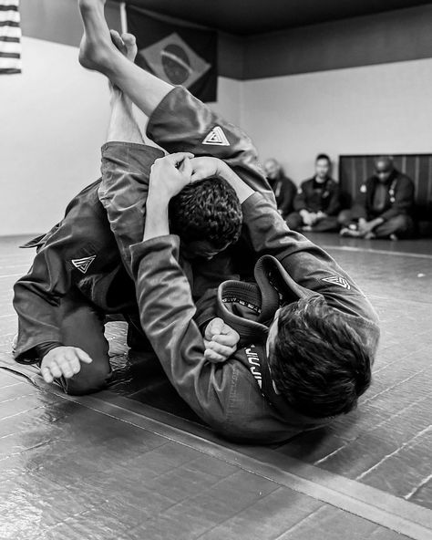 TRIANGLE. In Jiu Jitsu the triangle embodies profound symbolism. On the mats, it represents a position of control, submission, and strategic advantage. Similarly, in its archetypal history, the triangle symbolizes the interconnectedness of mind, body, and spirit. Jiu Jitsu’s philosophy teaches us to embrace this unity, recognizing that each facet influences the others. By understanding the multifaceted nature of the triangle, we gain insight into the harmony, balance, and the cyclica... Martial Art Clothes, Martial Arts Shorts, Athlete Motivation, Martial Arts Belts, Martial Art Uniform, Asap Rocky, Mind Body And Spirit, Martial Artists, The Triangle