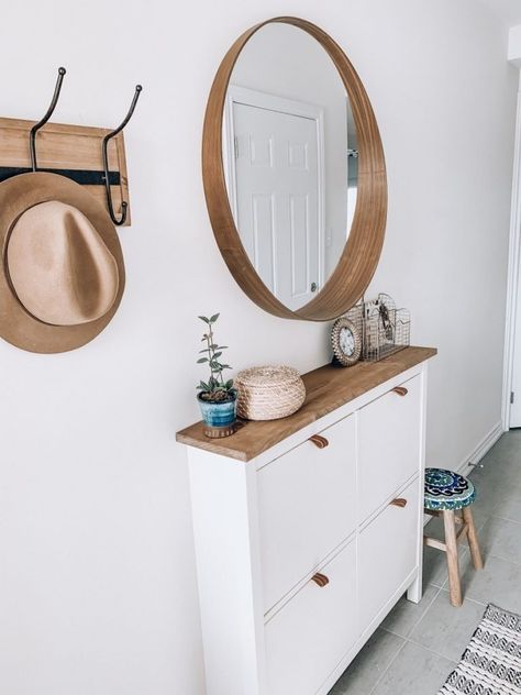 13 Best IKEA Entryway Hacks You Can't Miss [2019] | The Mummy Front Ikea Shoe Rack, Cabinet Hack, Ingangs Decor, Ikea Shoe Cabinet, Apartemen Studio, Vstupná Hala, Ikea Entryway, Ikea Shoe, Easy Ikea Hack