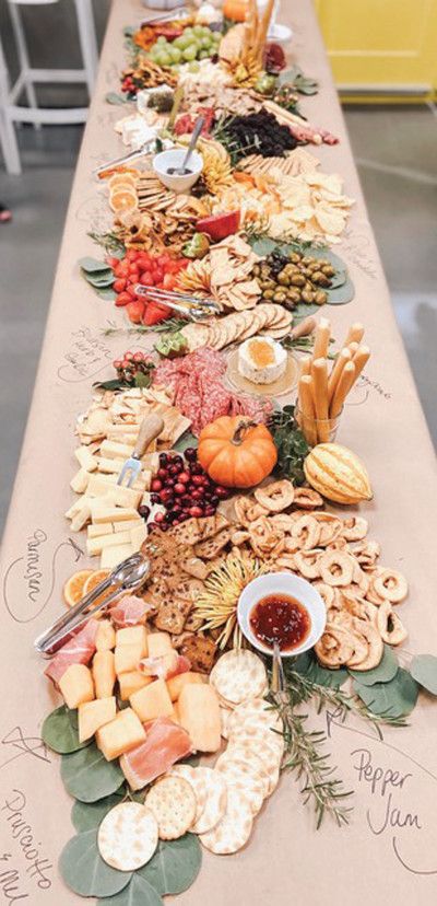 Grazing Cheese Board, Grazing Table Ideas Simple, Wine And Charcuterie Party Decorations, Grazing Table Thanksgiving, Grazing Table Inspiration, Charcuterie Table Birthday Party, 21st Grazing Table, Grazing Table Party, Rustic Charcuterie Table