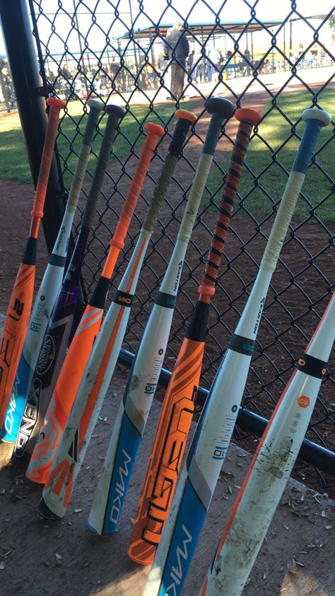 Softball Softball Bats, Softball Season, Softball Pictures, Softball Life, Girls Softball, Baseball Team, Softball, Dream Life, Baseball