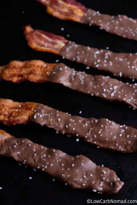 Candied Bacon Recipe, Chocolate Covered Bacon, Oven Baked Bacon, Chocolate Bacon, Keto Candy, Salty Treats, Bacon Recipe, Baked Bacon, Thick Cut Bacon