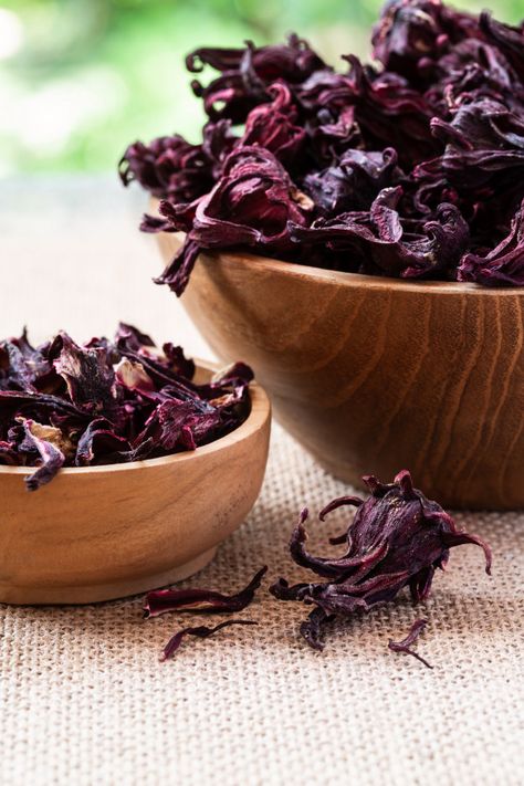 Tinta Natural, Dried Hibiscus Flowers, Herbal Teas Recipes, Food Backgrounds, Hibiscus Tea, Natural Background, Dry Flowers, No Sugar, Premium Ingredients