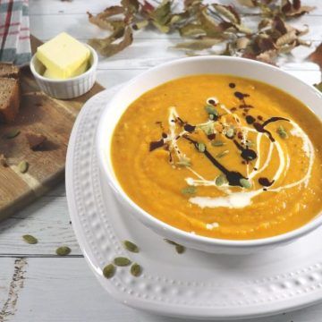 German Pumpkin Soup German Soup Recipes, German Soups, German Soup, German Bread, Creamed Leeks, Pumpkin Soup Recipe, Celery Root, Roasted Pumpkin Seeds, Roast Pumpkin