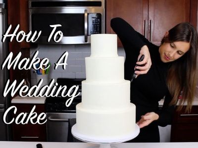 Making Your Own Wedding Cake: Should You? - Chelsweets Making A Wedding Cake, Cake Portion Guide, Make A Wedding Cake, Pastel Frozen, Bubble Tea Straws, Cake Portions, How To Make Wedding Cake, Wedding Cake Boxes, Cake At Home