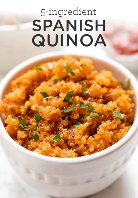 Quinoa And Carrots, Spanish Quinoa Recipes, Paleo Quinoa Recipes, Quinoa Recipes Mexican, Meals With Quinoa, Quinoa Side Dish Recipes, Quinoa Sides, Quinoa Dinner Recipes, Quinoa Bell Peppers