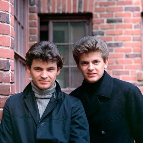 Bye Bye Love, The Everly Brothers, Everly Brothers, February 1st, Music Writing, Famous Couples, Playing Guitar, Rolling Stones, Country Music