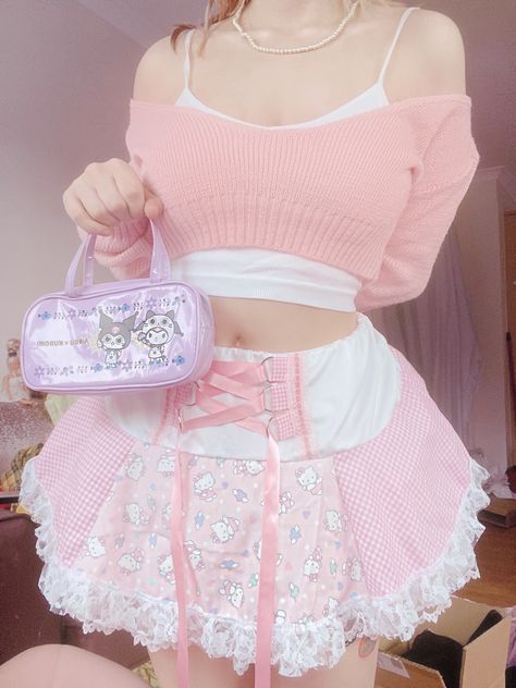 Hello Kitty Core, Kawaii Crop Top, Hello Kitty Skirt, Kawaii Harajuku, Cute Style, Toddler Fashion, Kids' Fashion, Baby Love, Lace Shorts